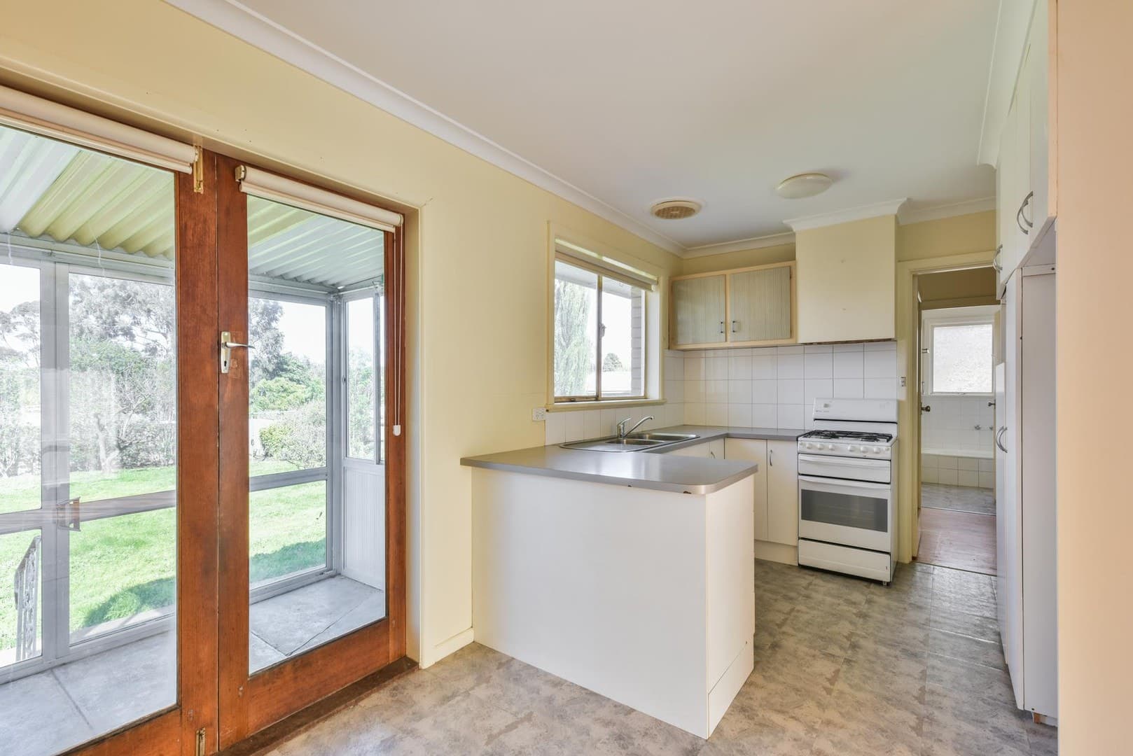 41 Learmouth StreetBelmont, VIC 3216  - Leased, Belmont - Thumbnail 2