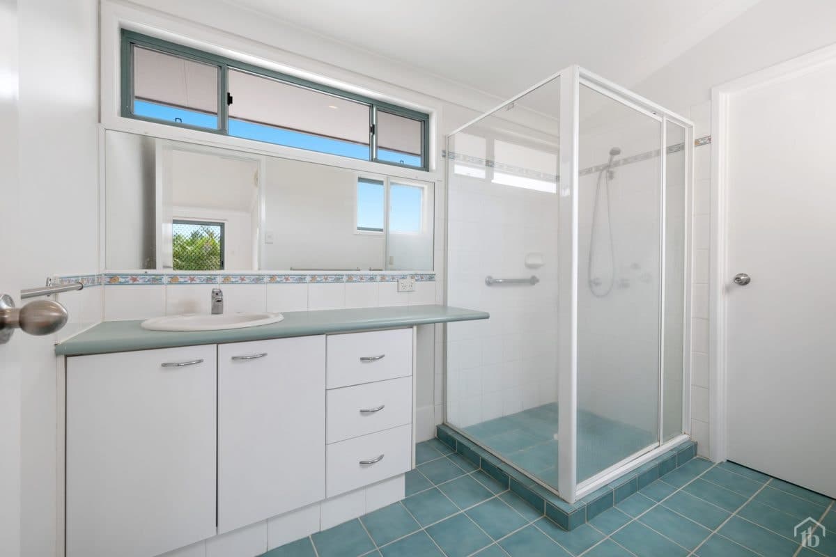 3 Bellerive Place, Banora Point NSW 2486, Banora Point - Thumbnail 5