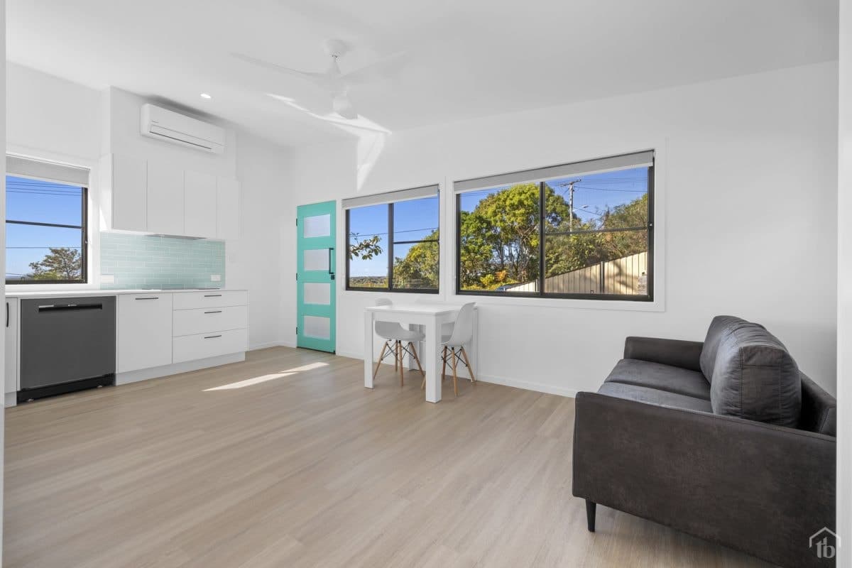 1 Clifford Crescent, Banora Point NSW 2486, Banora Point - Thumbnail 8