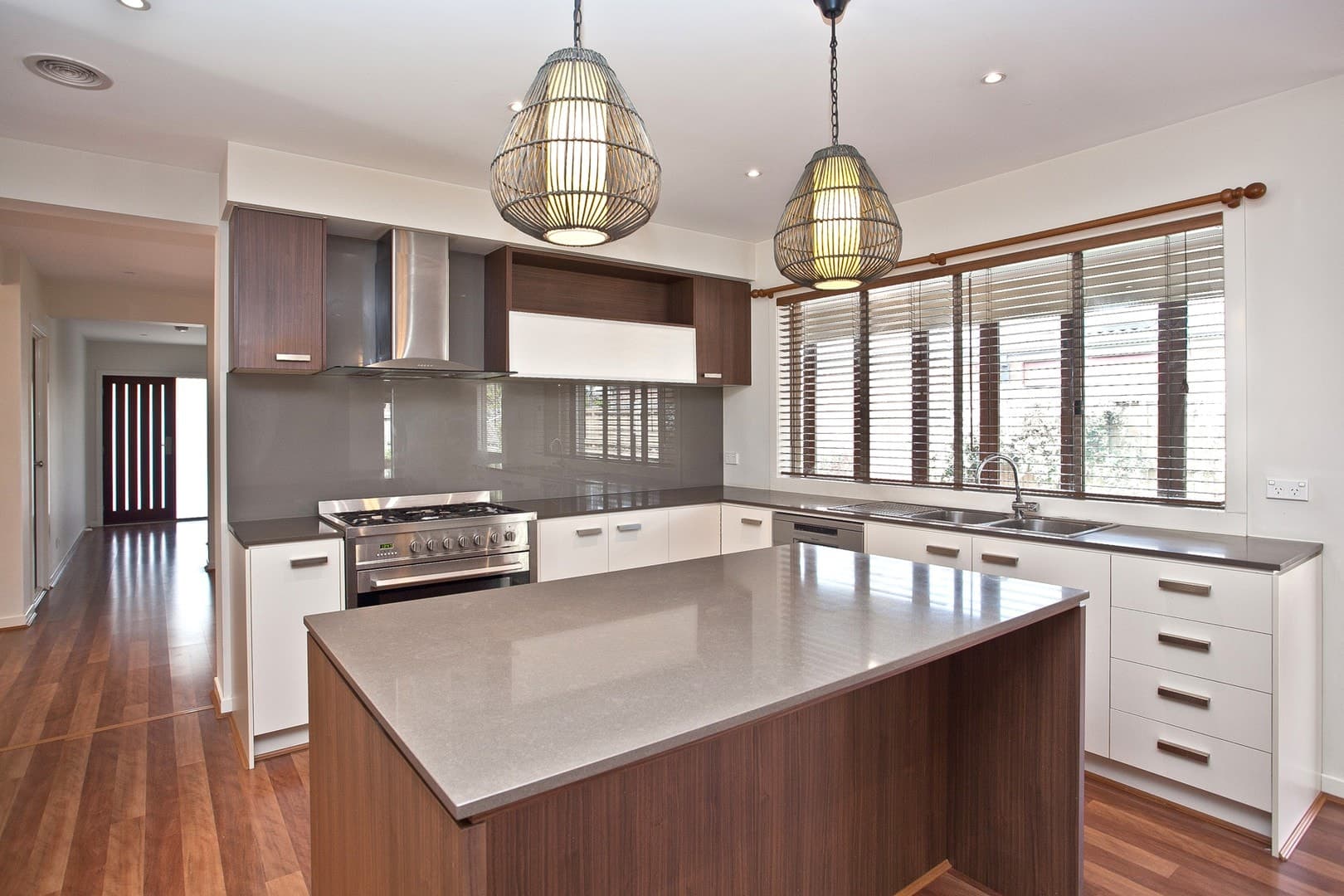 27 Annecy BoulevardFraser Rise, VIC 3336  - Leased, Fraser Rise - Thumbnail 6