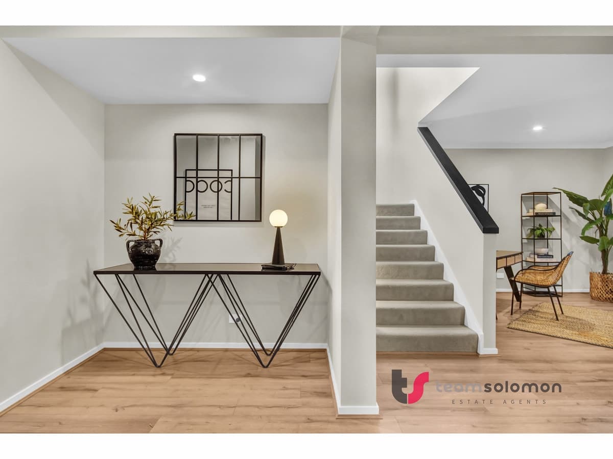 19 Shoreline Avenue, Redland Bay, Redland Bay - Thumbnail 5