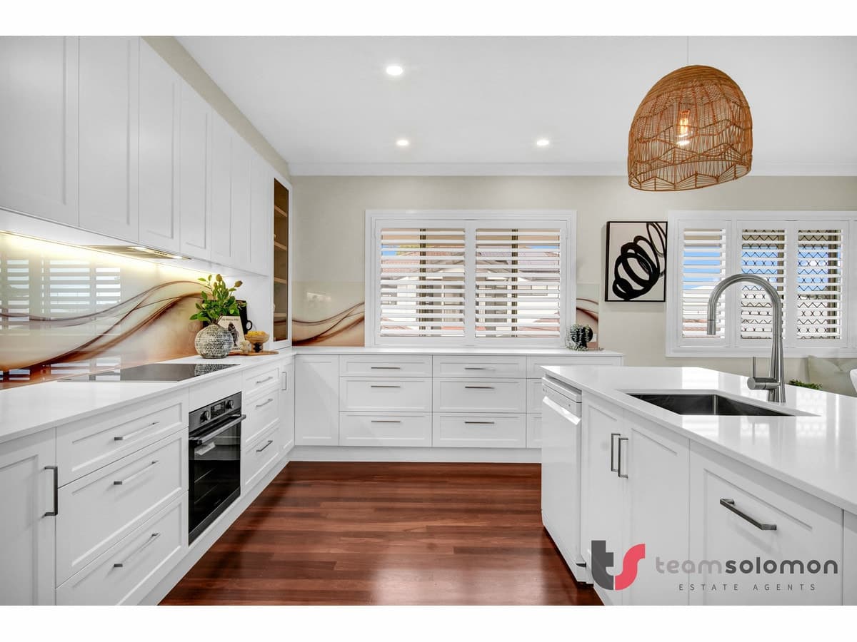 6 Mearl Court, Cleveland, Cleveland - Thumbnail 2