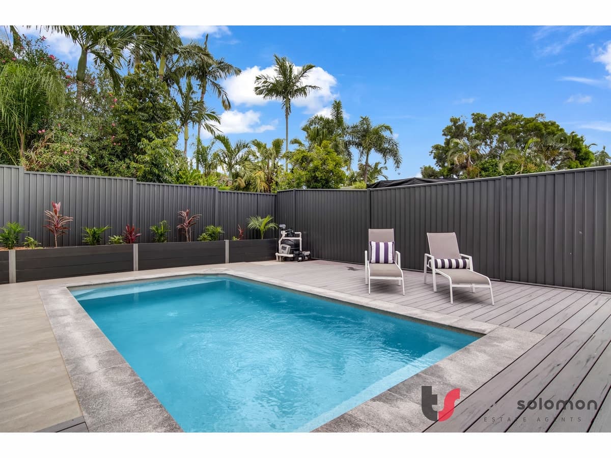 30 Paranka Drive North, Cleveland, Cleveland - Thumbnail 3