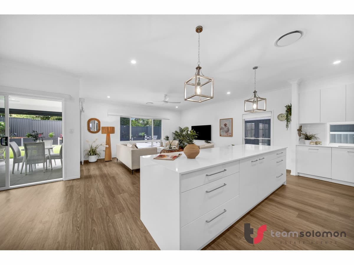 30 Paranka Drive North, Cleveland, Cleveland - Thumbnail 7