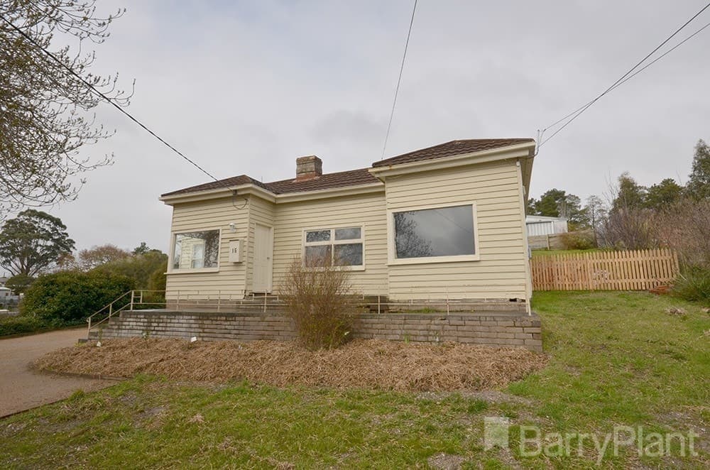 15 Peake StreetGolden Point, VIC 3350  - Leased, Golden Point - Image 1