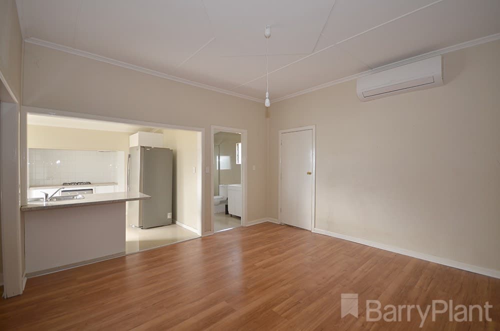 15 Peake StreetGolden Point, VIC 3350  - Leased, Golden Point - Thumbnail 2