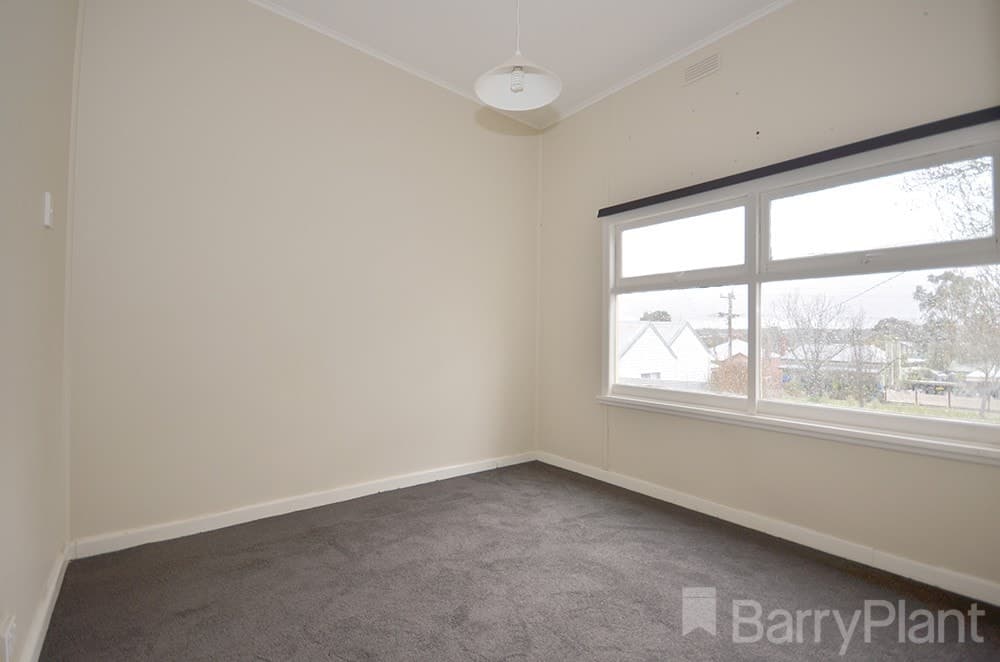 15 Peake StreetGolden Point, VIC 3350  - Leased, Golden Point - Thumbnail 5