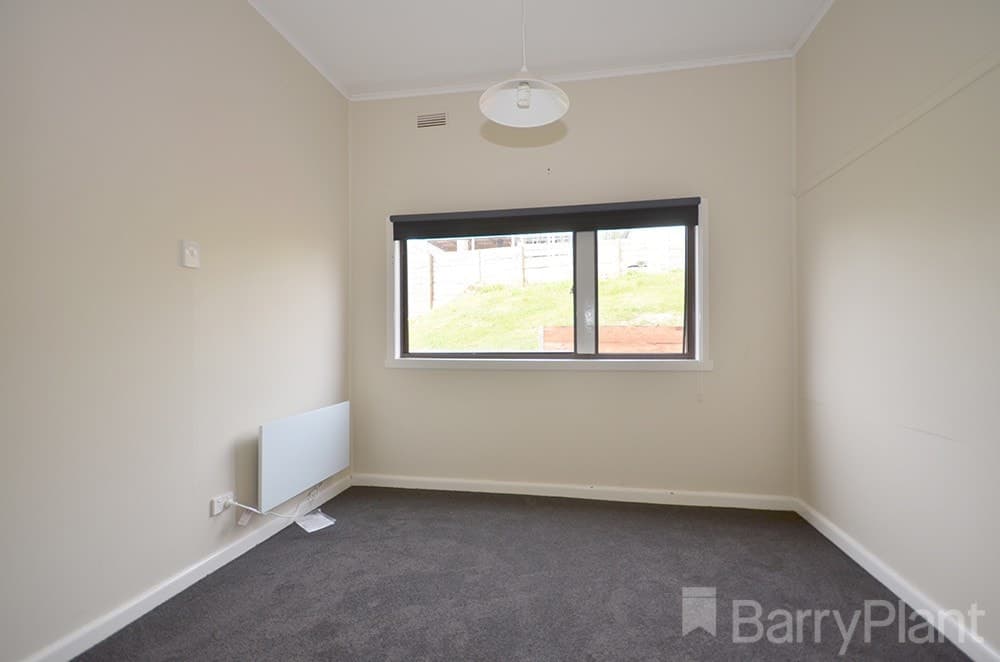 15 Peake StreetGolden Point, VIC 3350  - Leased, Golden Point - Thumbnail 7