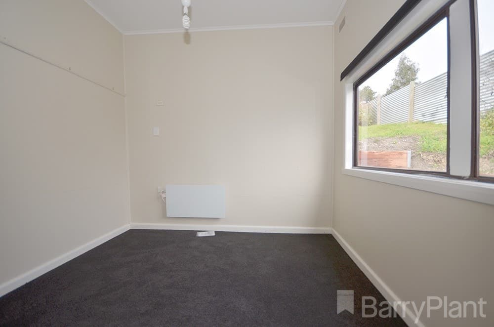 15 Peake StreetGolden Point, VIC 3350  - Leased, Golden Point - Thumbnail 8
