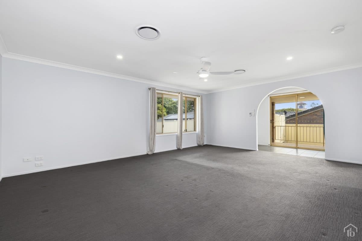 2/4 Muirfield Place, Banora Point NSW 2486, Banora Point - Thumbnail 3