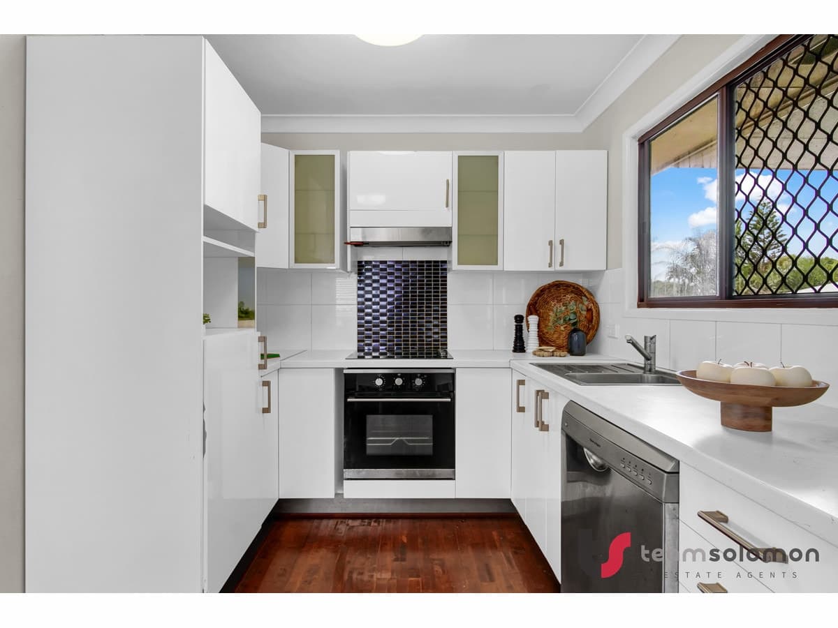 27 Patricia Street, Capalaba, Capalaba - Thumbnail 3