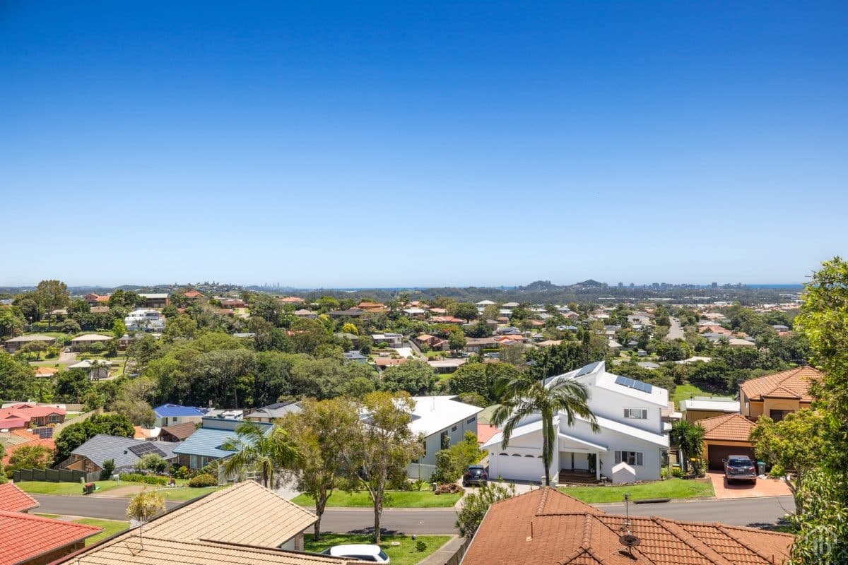 37 Lochlomond Drive, Banora Point NSW 2486, Banora Point - Image 1