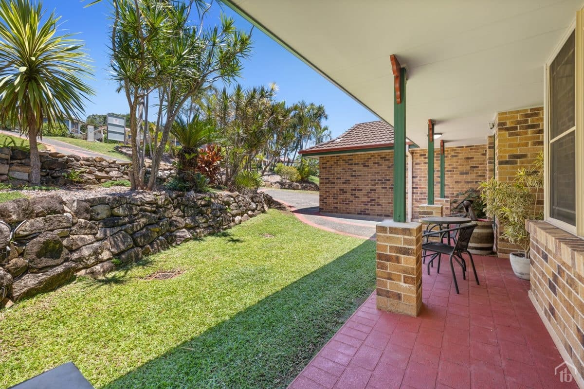 37 Lochlomond Drive, Banora Point NSW 2486, Banora Point - Thumbnail 2
