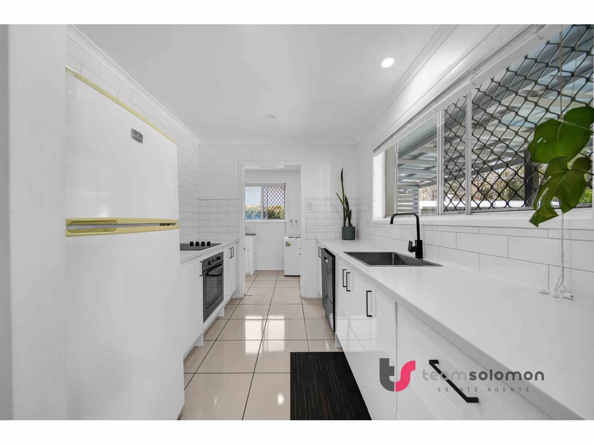 17 Sandringham Street, Alexandra Hills, Alexandra Hills - Thumbnail 2