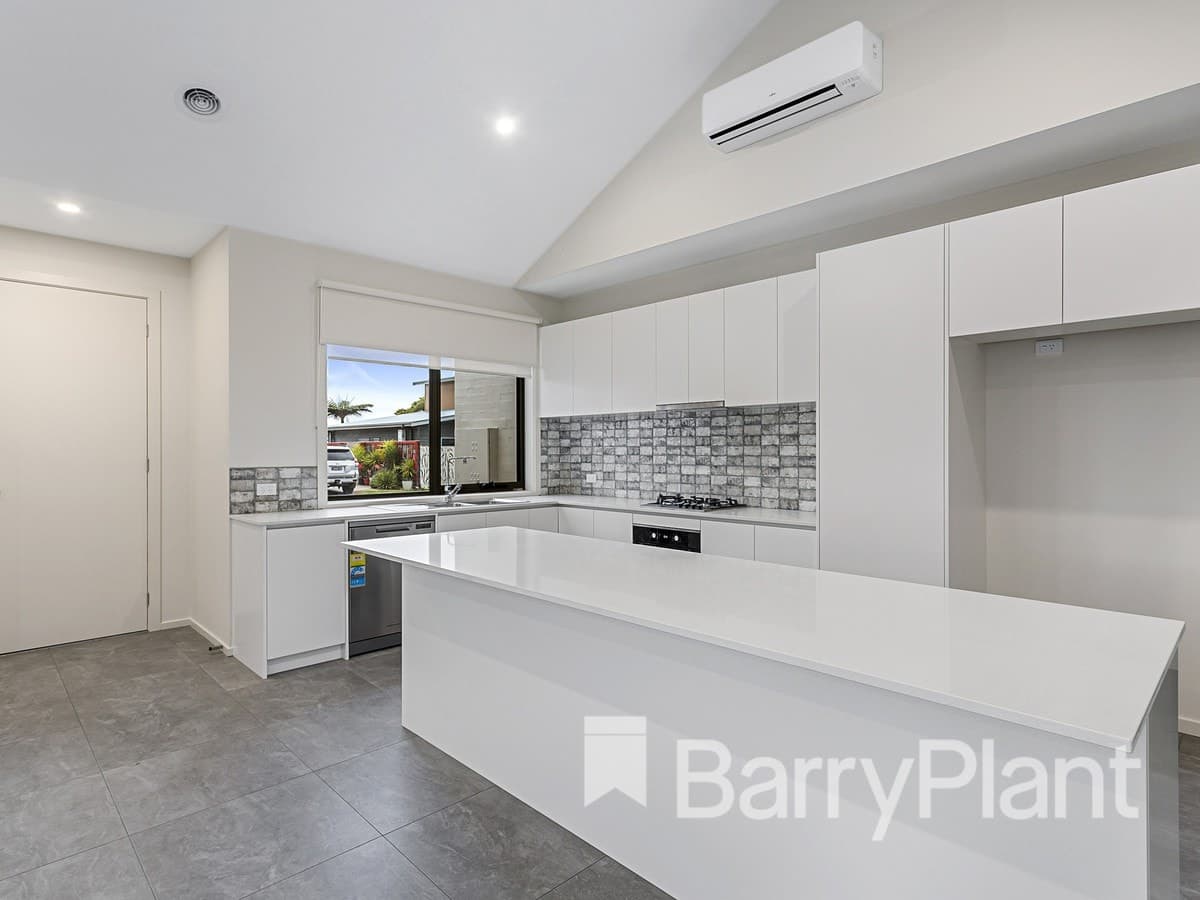 43 Keogh StreetRosebud, VIC 3939  - Leased, Rosebud - Thumbnail 4