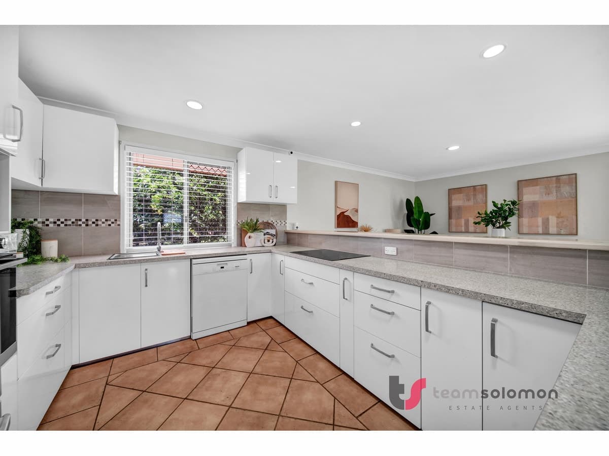 47 Intrepid Drive, Victoria Point, Victoria Point - Thumbnail 4