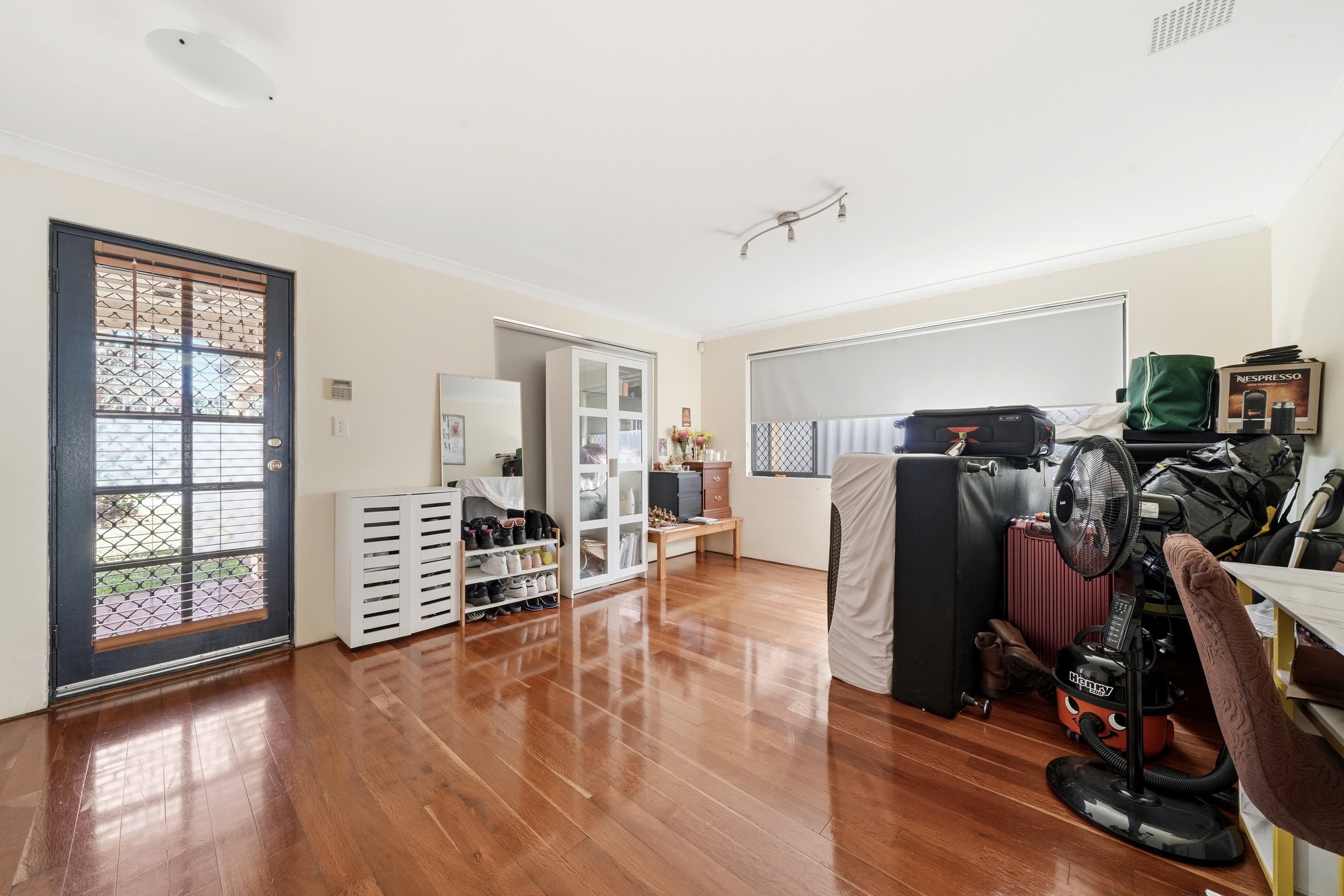 8 Firby Street, Cloverdale, WA 6105, Cloverdale - Thumbnail 3