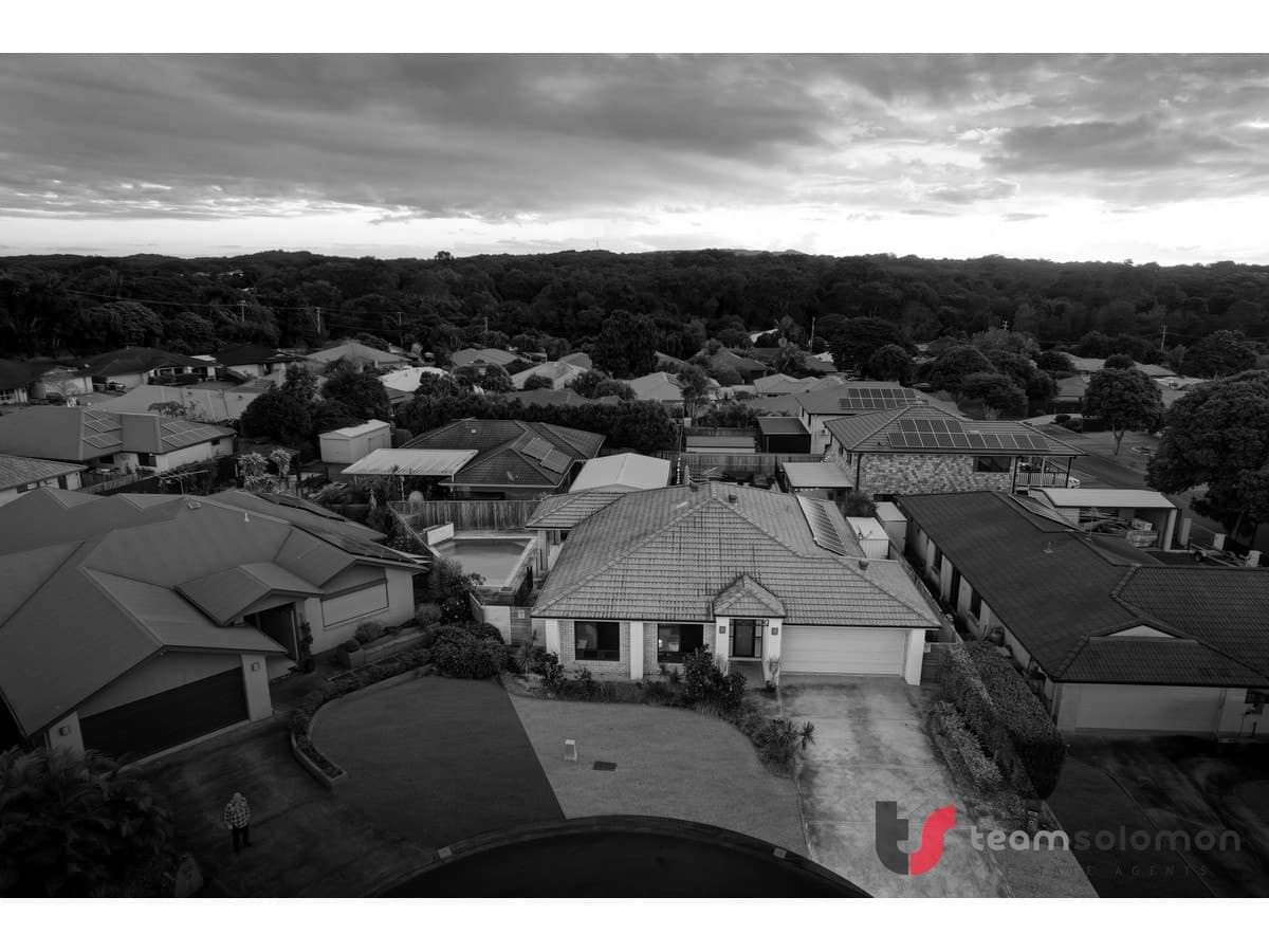 17 Horizon Place, Redland Bay, Redland Bay - Image 1
