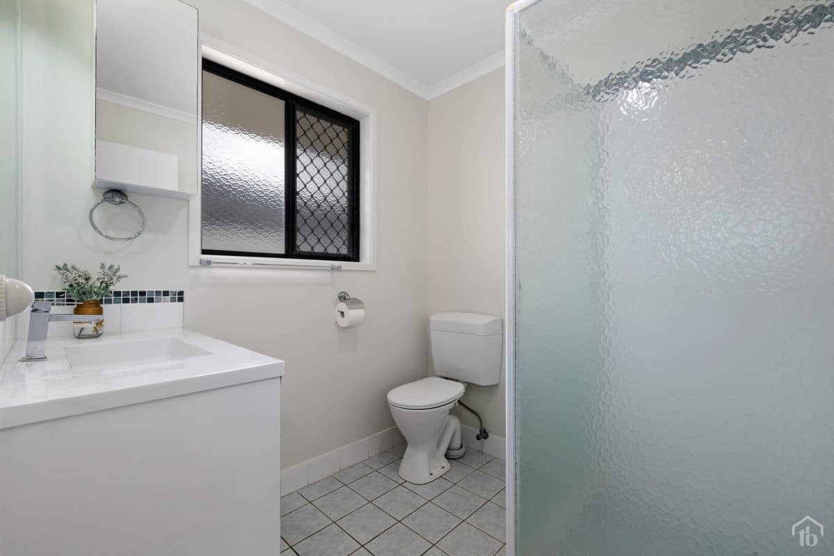8 Yarra Close, Banora Point NSW 2486, Banora Point - Image 1