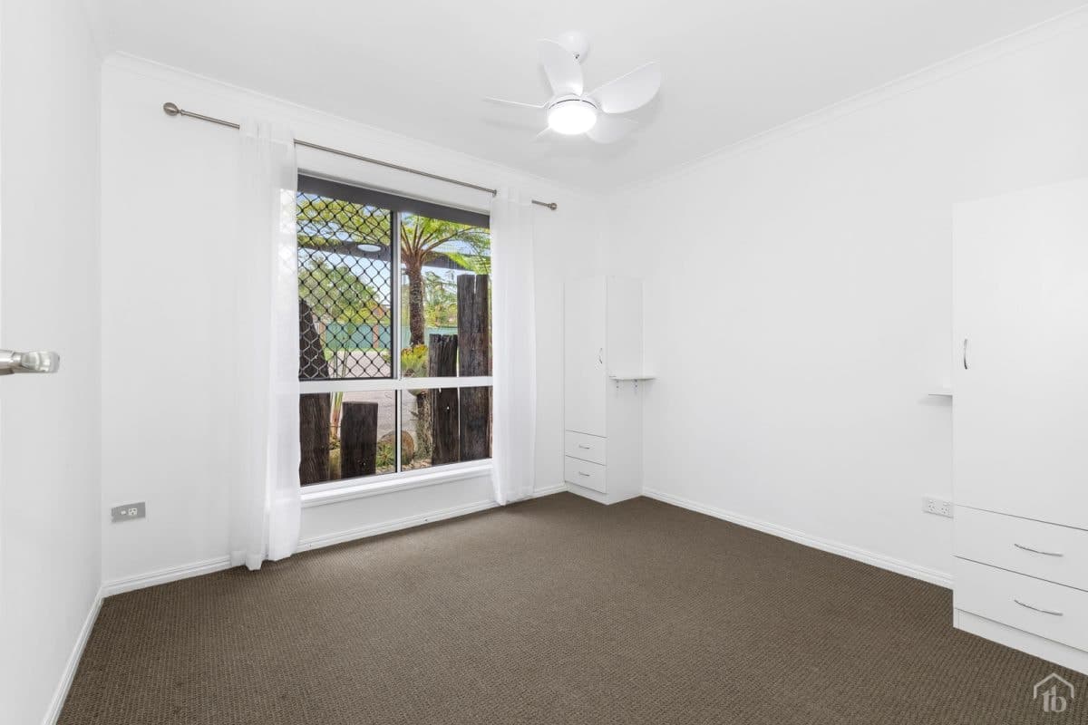 11 Pleasant Court, Carrara QLD 4211, Carrara - Thumbnail 3