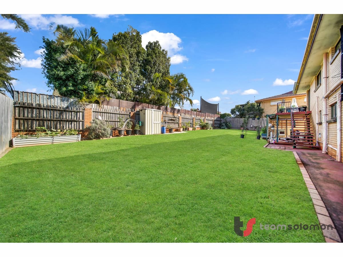 15 Sunstone Street, Manly West, Manly West - Thumbnail 6