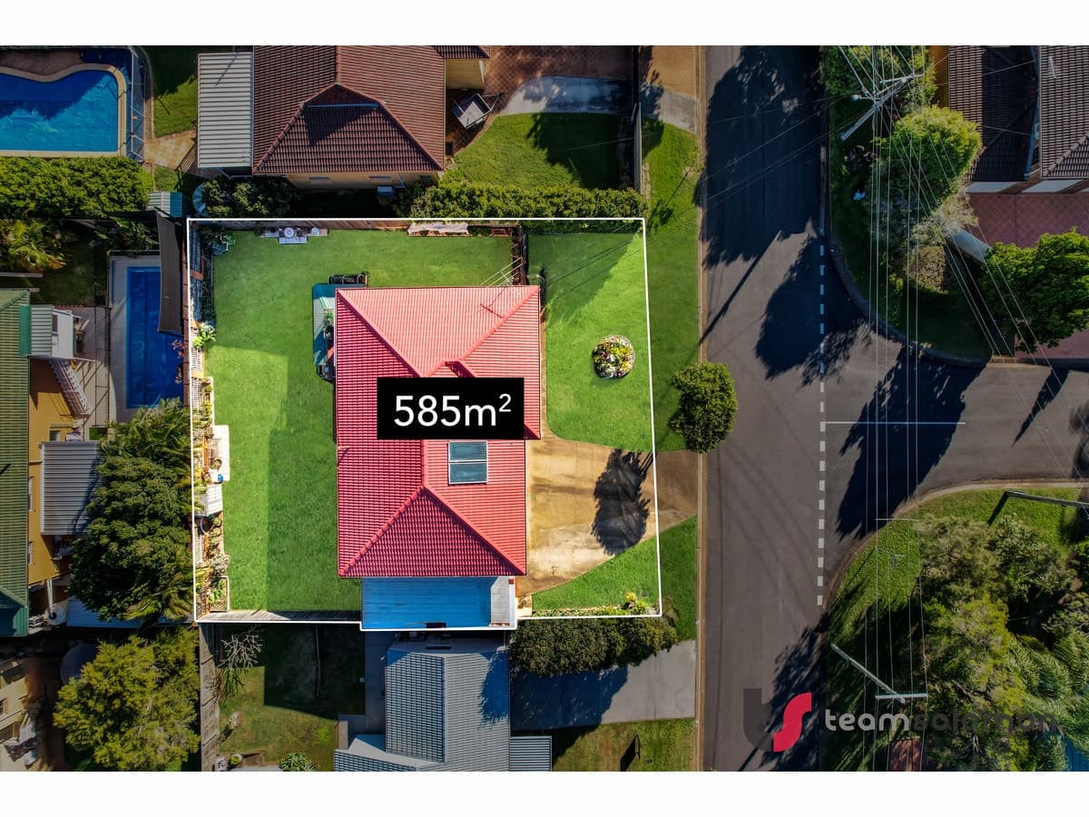 15 Sunstone Street, Manly West, Manly West - Thumbnail 8