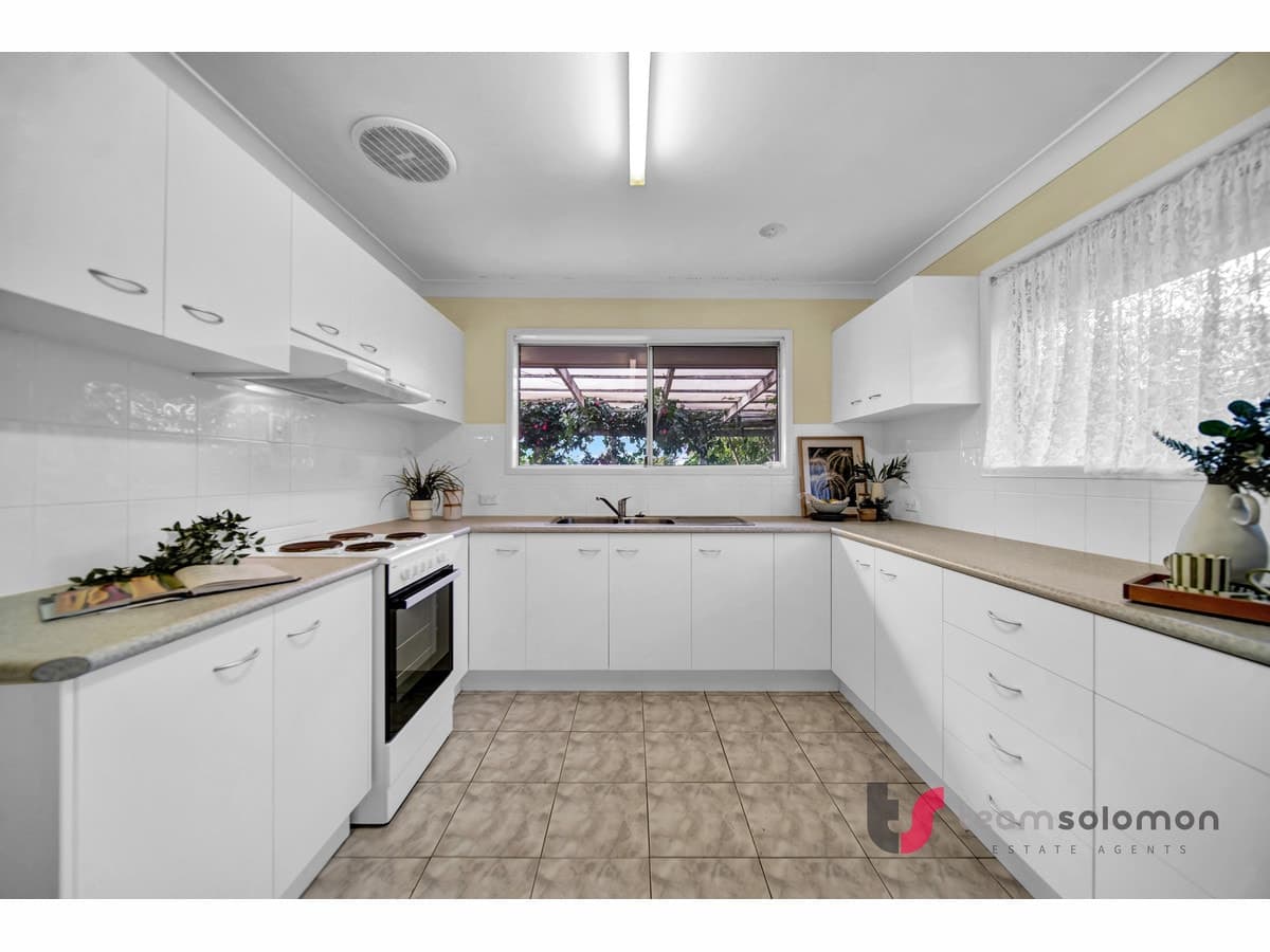 37 Bayford Street,, Birkdale, Birkdale - Thumbnail 3