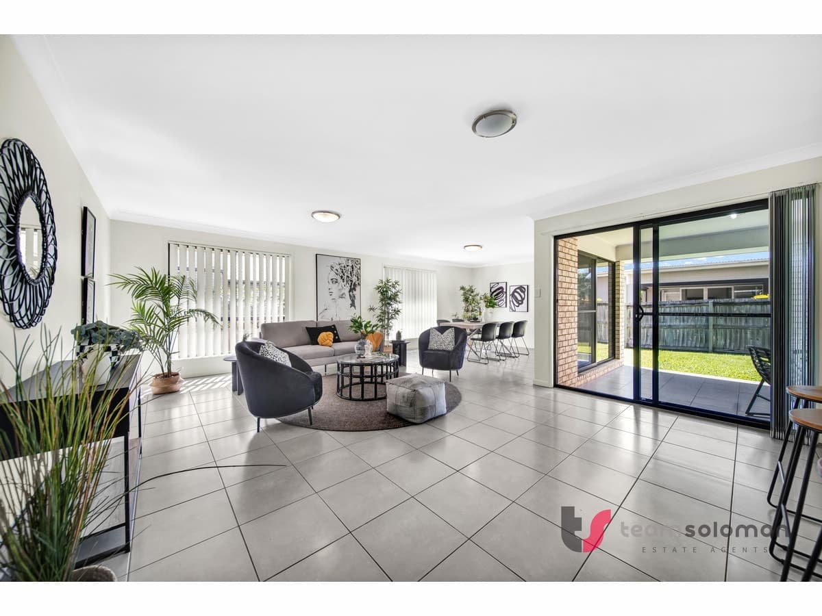 33 Byng Road, BIRKDALE, Birkdale - Thumbnail 6