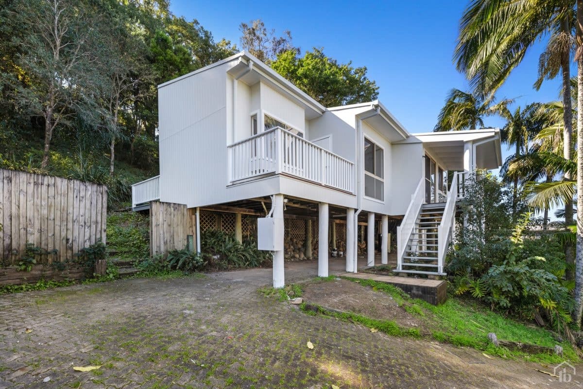 11 Mariners Crescent, Banora Point NSW 2486, Banora Point - Image 1