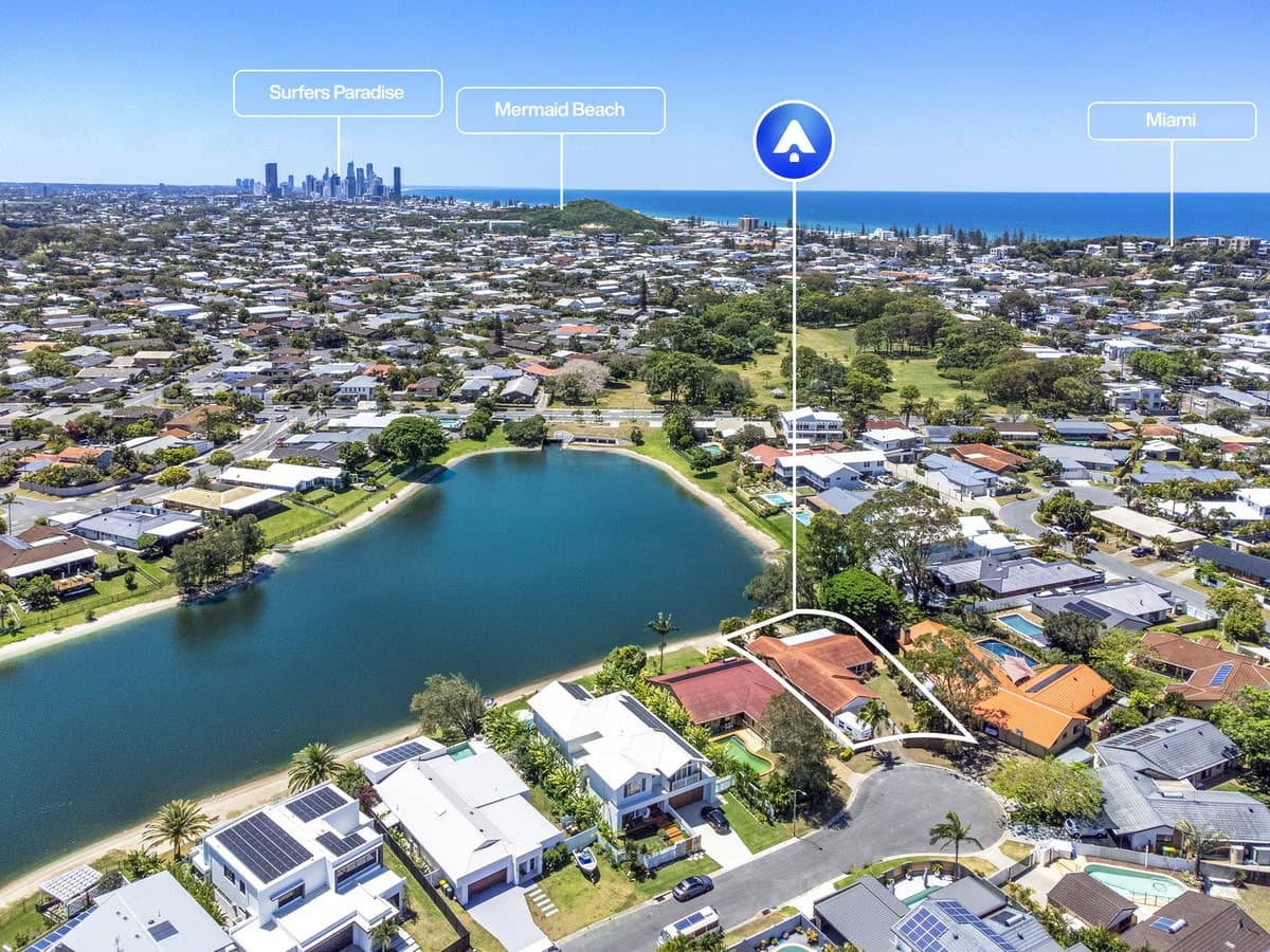 30 Spoonbill Court, Burleigh Waters, Burleigh Waters - Thumbnail 3