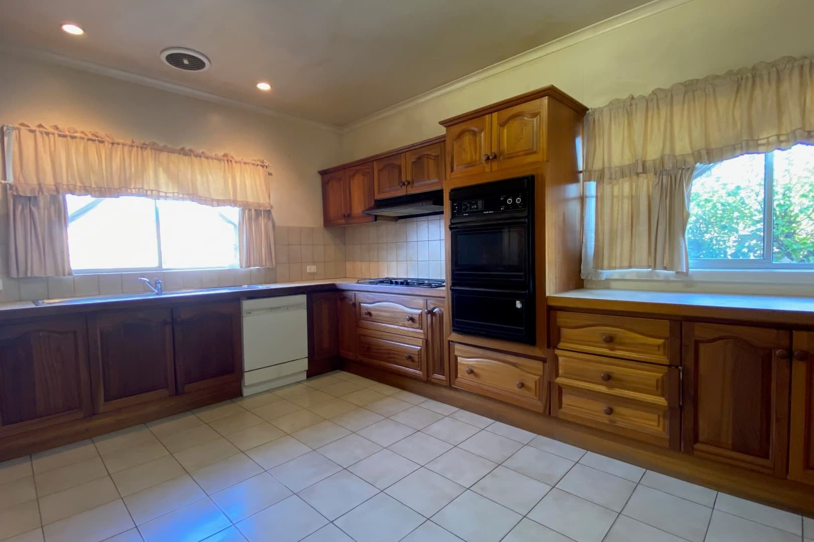 41 Barton StreetReservoir, VIC 3073  - Leased, Reservoir - Thumbnail 4