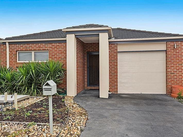 37 Kindred AvenueCranbourne North, VIC 3977  - Leased, Cranbourne North - Thumbnail 2