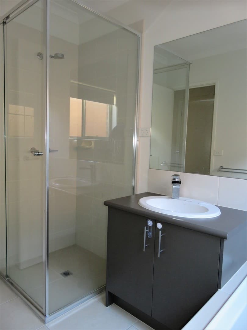 37 Kindred AvenueCranbourne North, VIC 3977  - Leased, Cranbourne North - Thumbnail 8