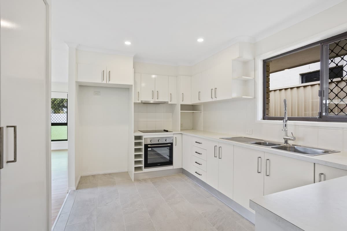 21 Bardon Avenue, Miami, Miami - Thumbnail 3
