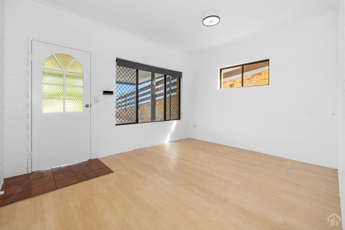 1/43 Oyster Point Road, Banora Point NSW 2486, Banora Point - Thumbnail 2