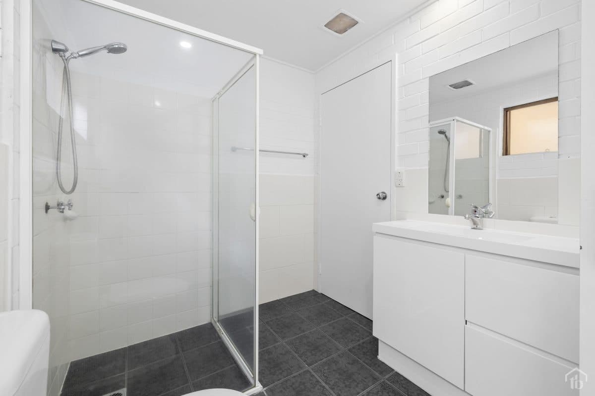 1/43 Oyster Point Road, Banora Point NSW 2486, Banora Point - Thumbnail 4