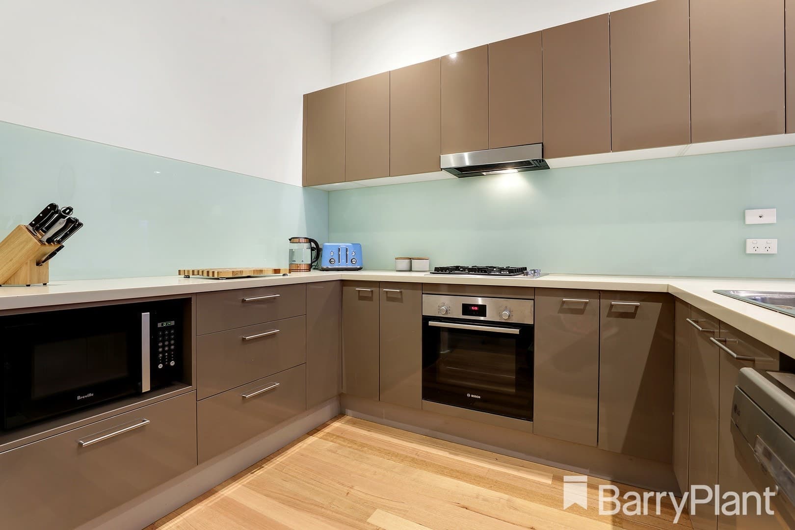 5/9-11  Manikato  AvenueMordialloc, VIC 3195  - Leased, Mordialloc - Thumbnail 3
