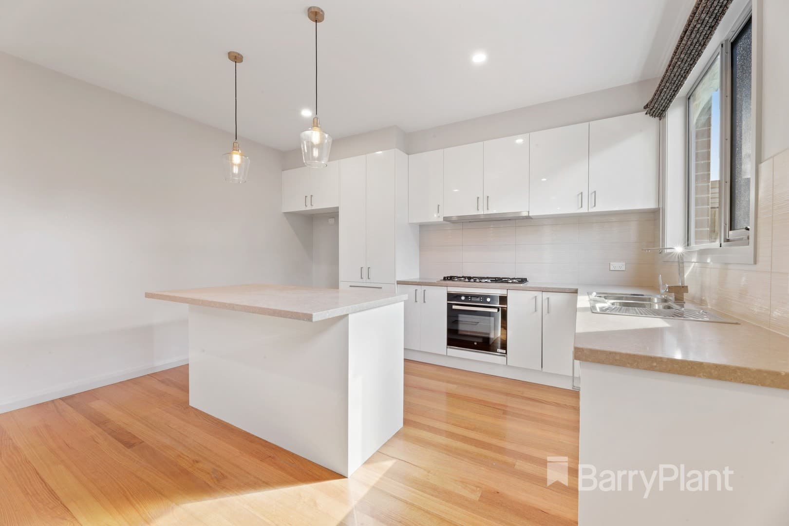 1/29 Ruskin AvenueCroydon, VIC 3136  - Leased, Croydon - Thumbnail 3