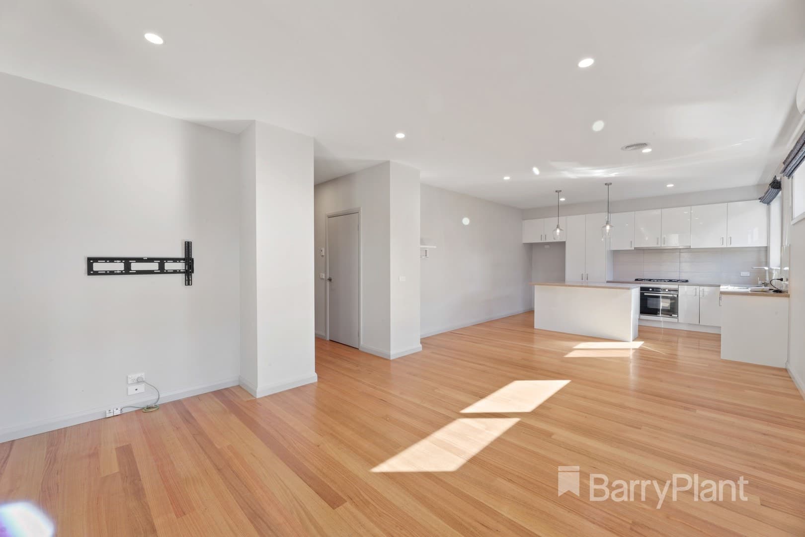 1/29 Ruskin AvenueCroydon, VIC 3136  - Leased, Croydon - Thumbnail 6