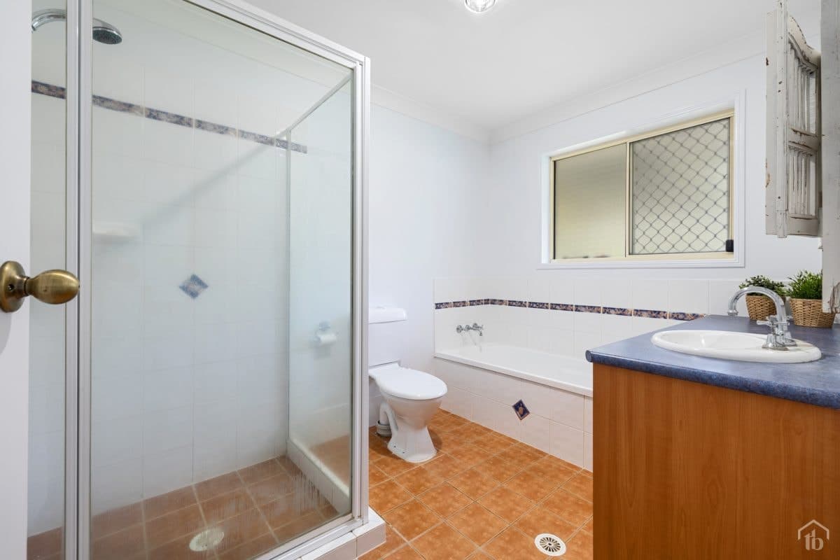 174 Darlington Drive, Banora Point NSW 2486, Banora Point - Thumbnail 5