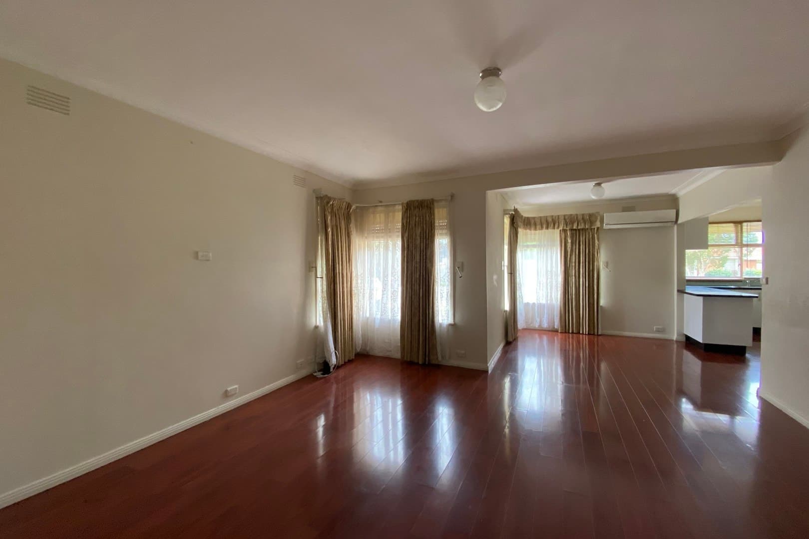 17 Elizabeth CourtReservoir, VIC 3073  - Leased, Reservoir - Thumbnail 3
