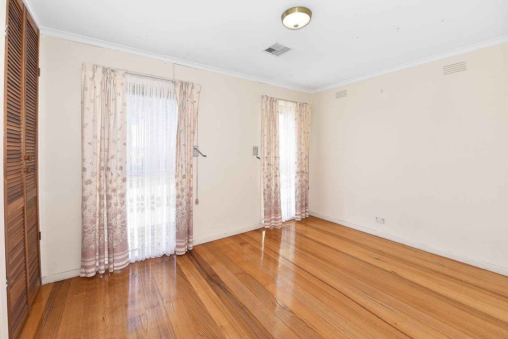 57 Erebus  StreetKeilor Park, VIC 3042  - Leased, Keilor Park - Thumbnail 2