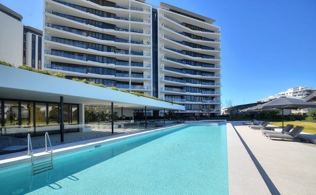 2302/1328 Gold Coast Highway, Palm Beach, Palm Beach - Thumbnail 2