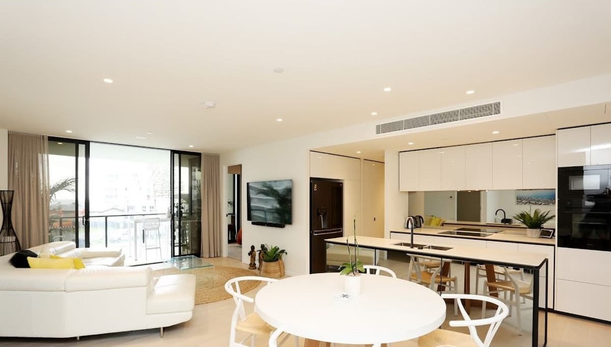 2302/1328 Gold Coast Highway, Palm Beach, Palm Beach - Thumbnail 3