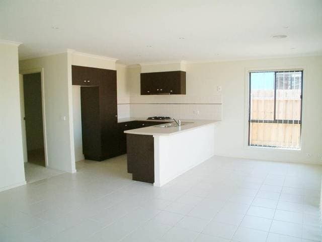 27 Melzak WayBerwick, VIC 3806  - Leased, Berwick - Thumbnail 6