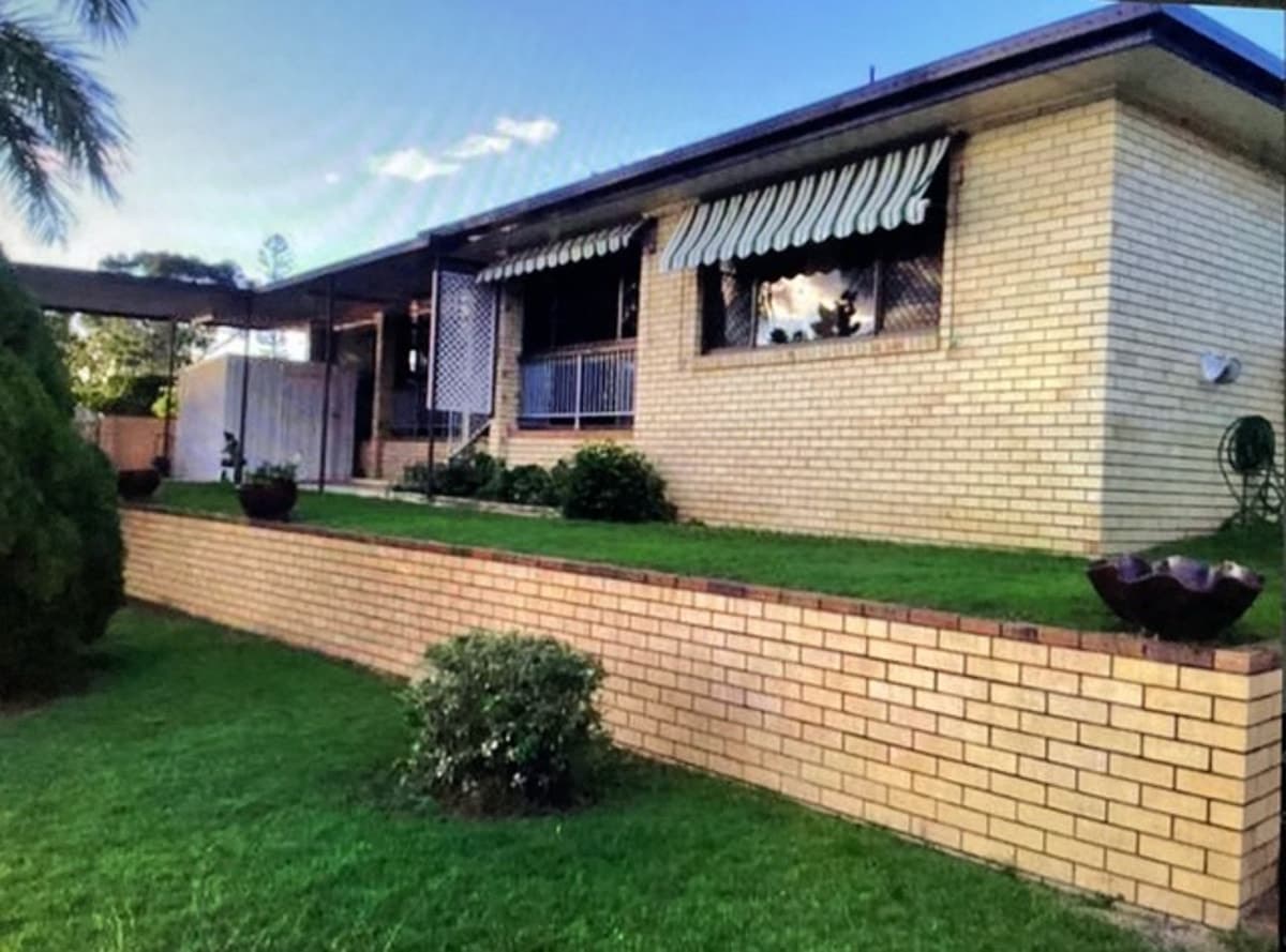 82 Burleigh Street, BURLEIGH WATERS, Burleigh Waters - Thumbnail 2