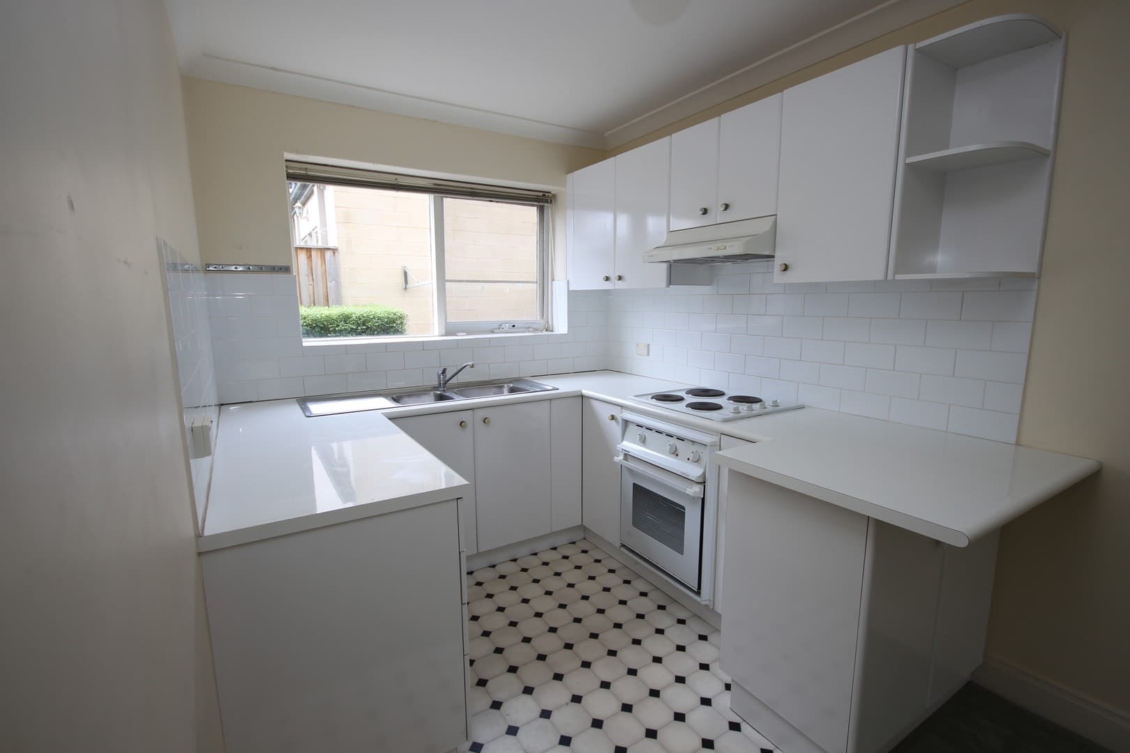 3/50 Eastern Beach RoadGeelong, VIC 3220  - Leased, Geelong - Thumbnail 4
