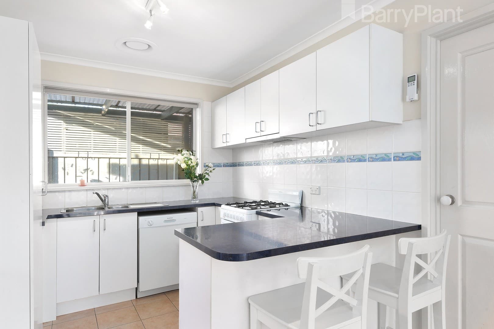 3/61 Bear StreetMordialloc, VIC 3195  - Leased, Mordialloc - Thumbnail 2