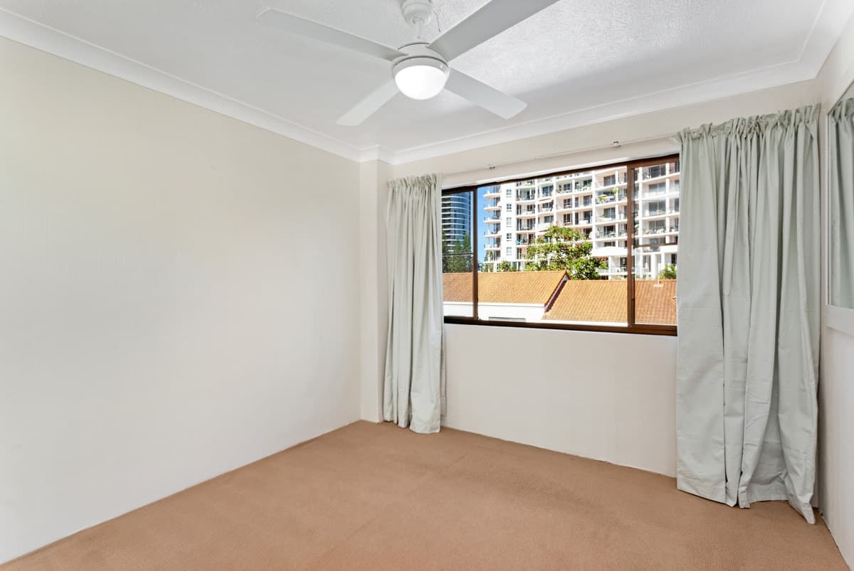 10/206 Surf Parade, Broadbeach, Broadbeach - Thumbnail 5