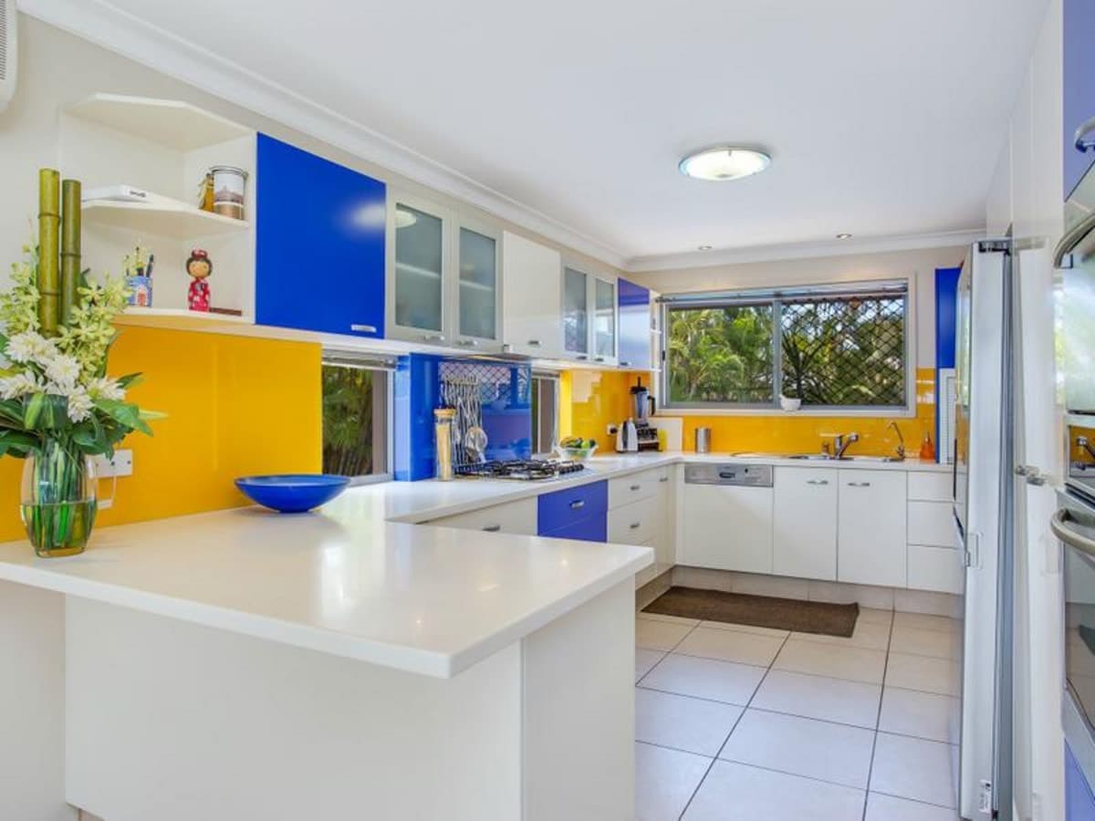 52 Jabiru Avenue, BURLEIGH WATERS, Burleigh Waters - Thumbnail 3